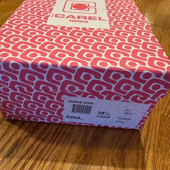 New Unworn Carel Kina Black Patent Mary Janes - Picture 2 of 5